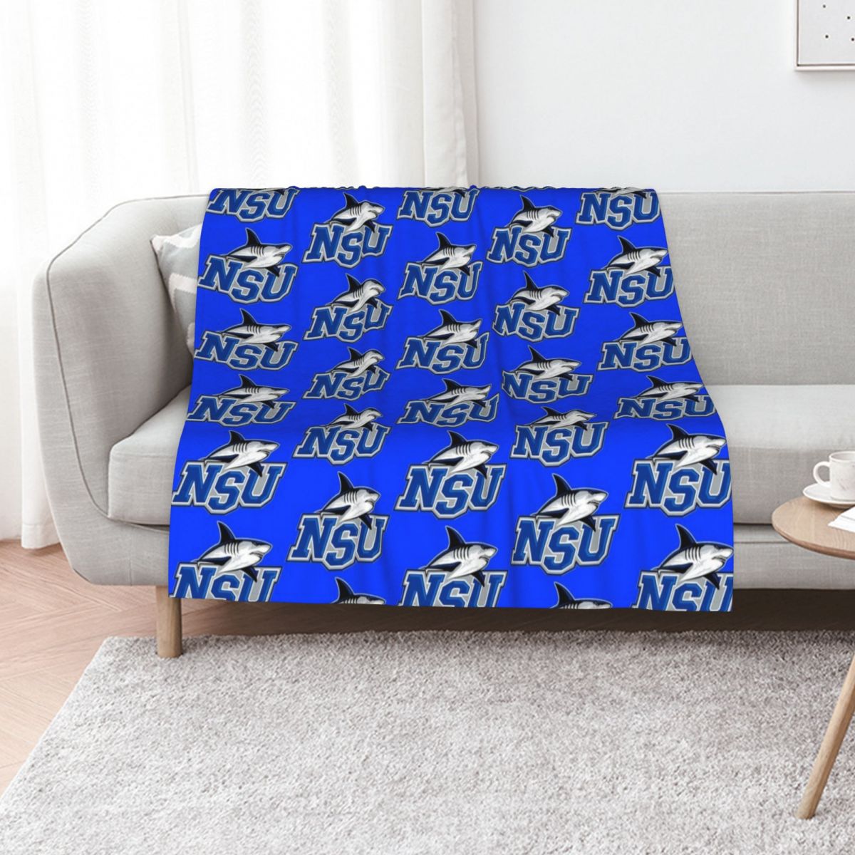 Nova Decor & Lighting Juletrelys - Nova Southeastern University Throw Blanket cosplay