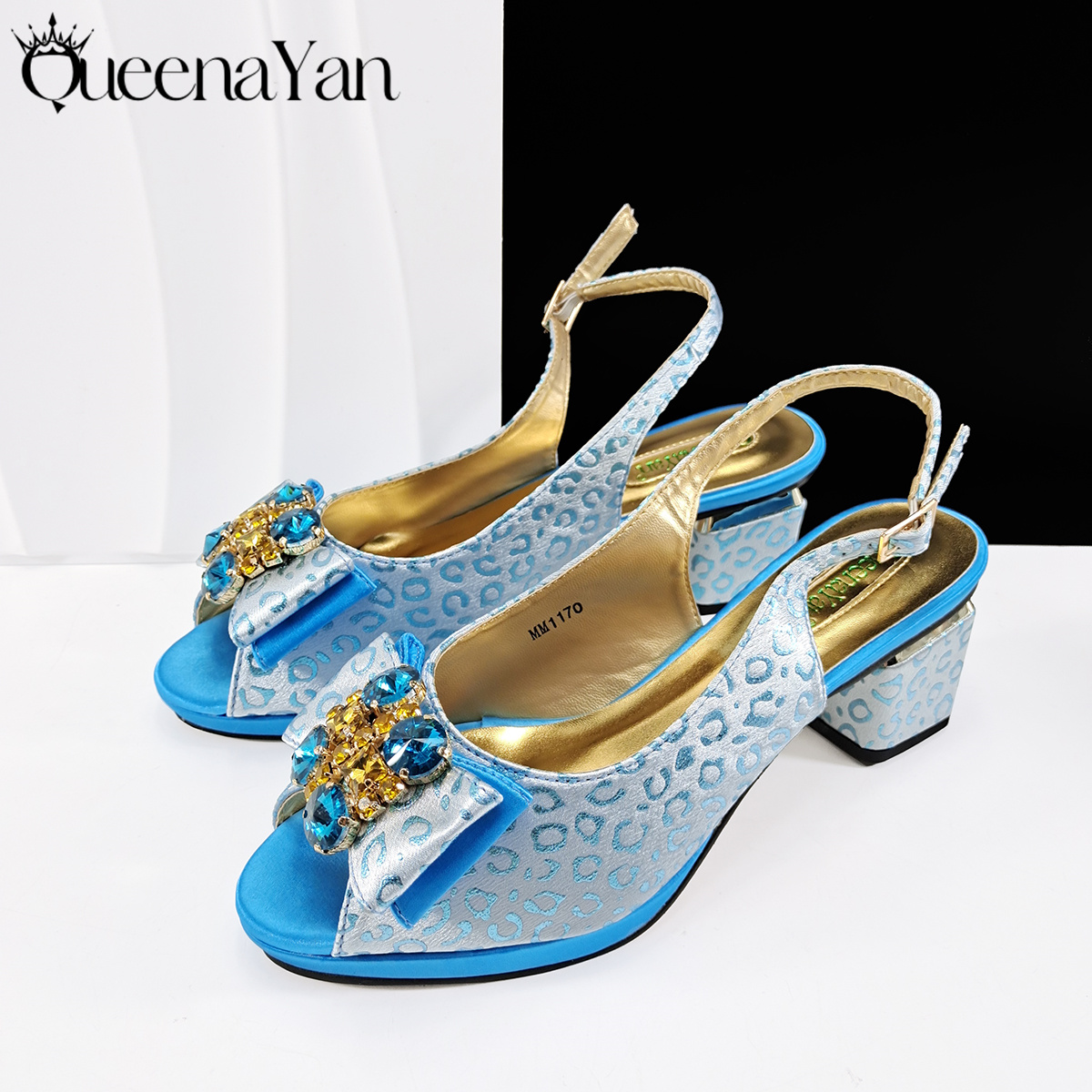Queena Yan Light Blue Elegant  - Lighting Decor For Wedding recension och pris