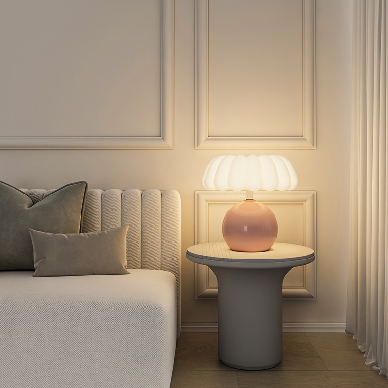 Cream Style Bedside Table Lamp - Mushroom Table Lamp recension och pris