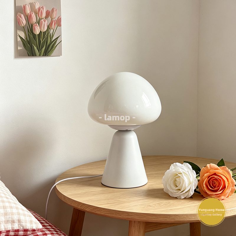 Hand Blown Murano Cove Mushroo - Mushroom Table Lamp recension och pris