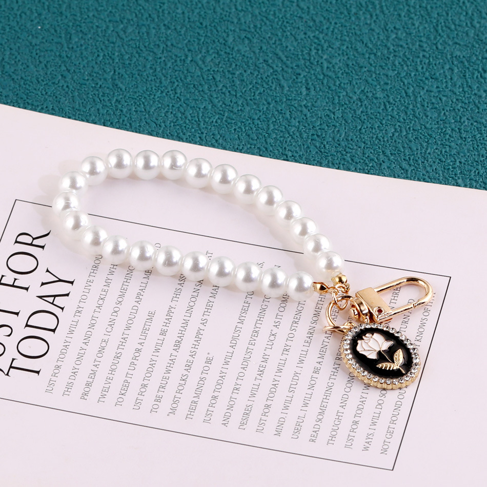 Elegant Pearl Handbag Chain, D - Decor Lighting Phone Number recension och pris